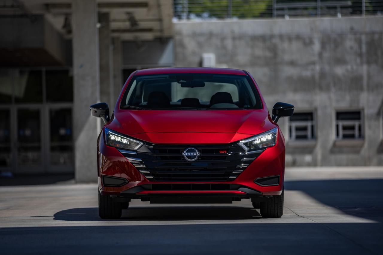 2023-Nissan-Versa-32.jpg