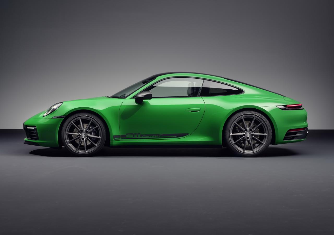 2023-Porsche-911-Carrera-T-20.thumb.jpg.d114ac580528a68ae697fea3f6d8397f.jpg