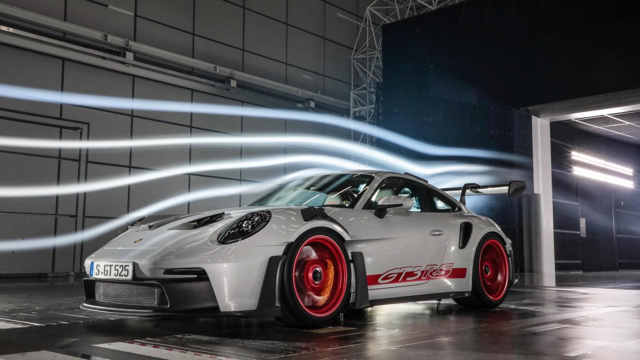2023-Porsche-911-GT3-RS-00009.thumb.jpg.87ca40718ea903ec75a5fb854e4c9895.jpg