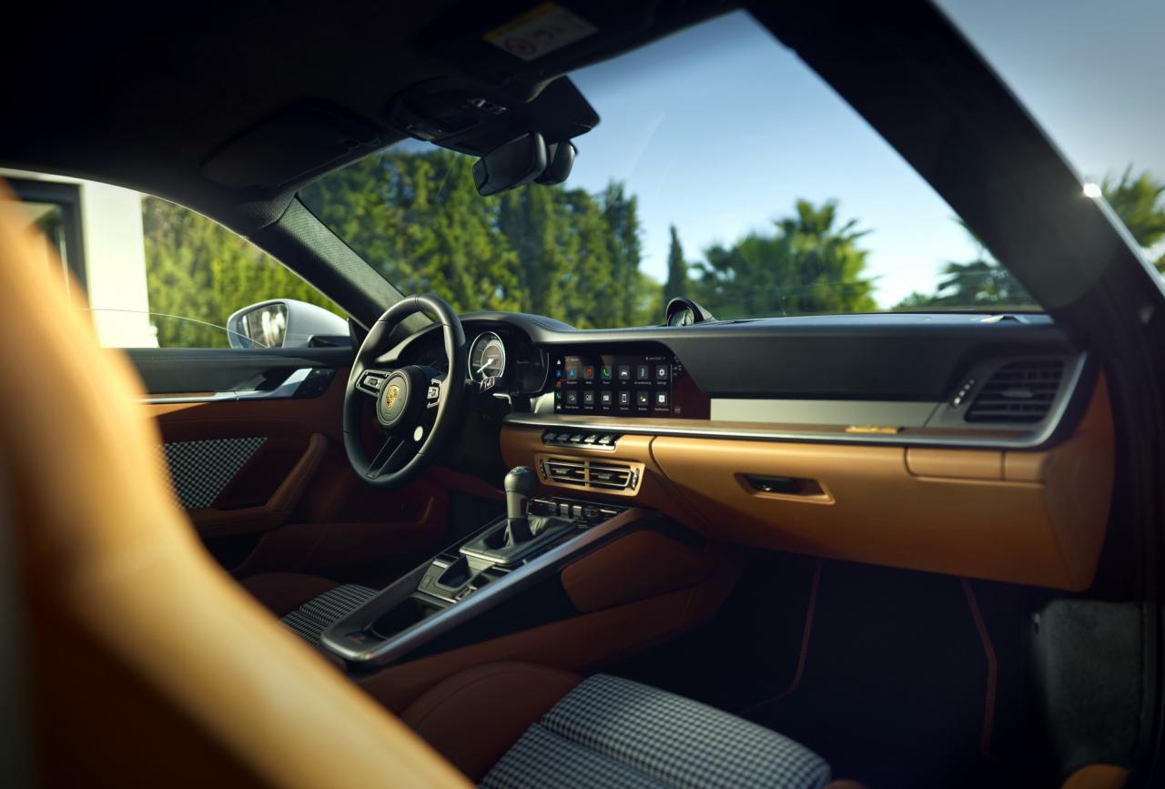 2023-Porsche-911-Sport-Classic-7.thumb.jpg.b0f255568144e0374c3ccaa9ac8eea41.jpg