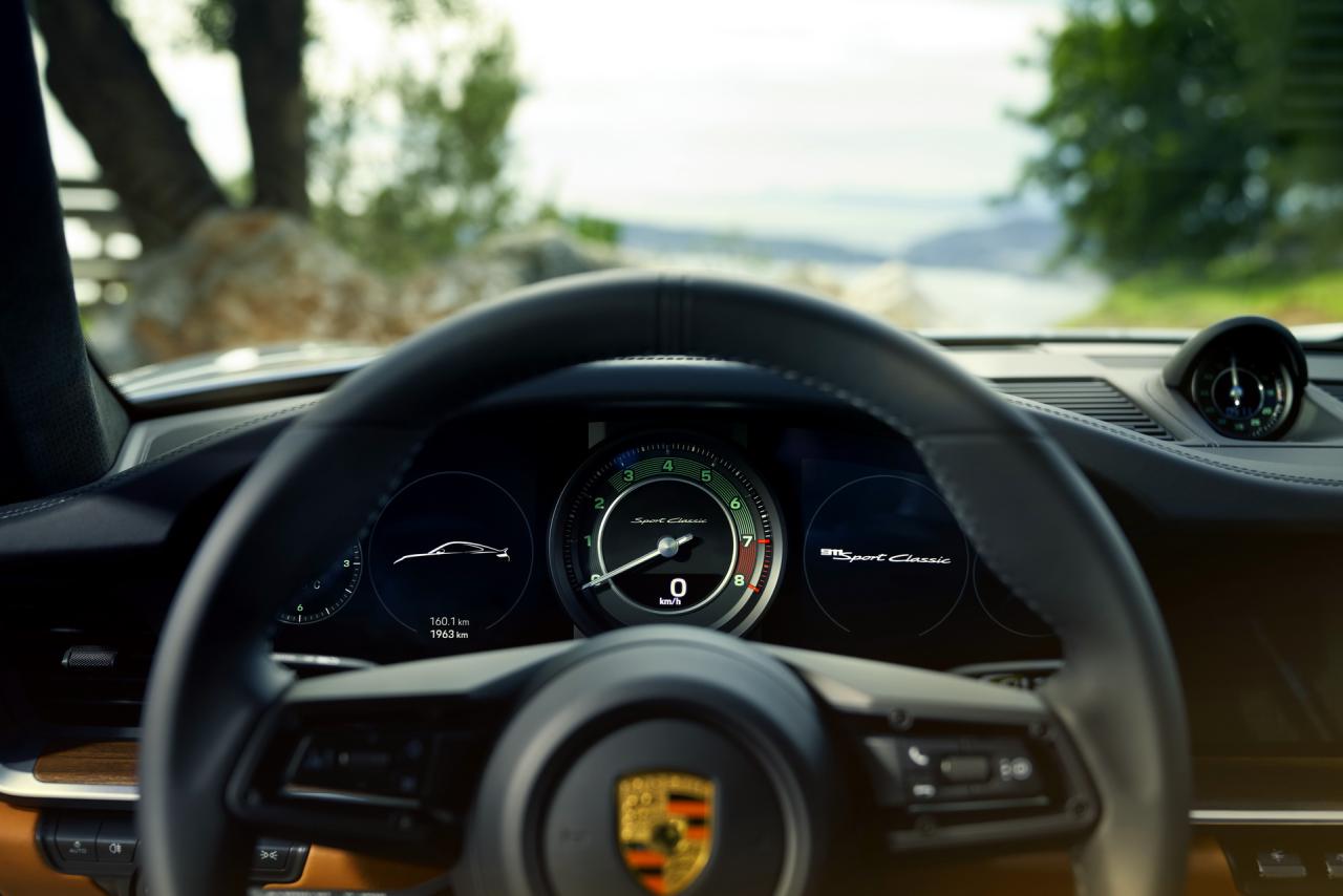 2023-Porsche-911-Sport-Classic-8.thumb.jpg.5580079b8ce2d8c5b61e4b116dfbb574.jpg