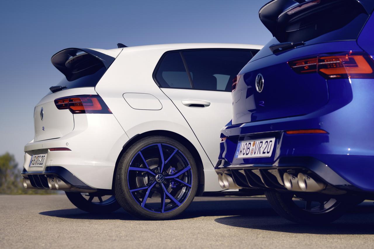 2023-VW-Golf-R-20-Years-3.thumb.jpg.b254697d72f9f329fd8b8d31634b3d5a.jpg
