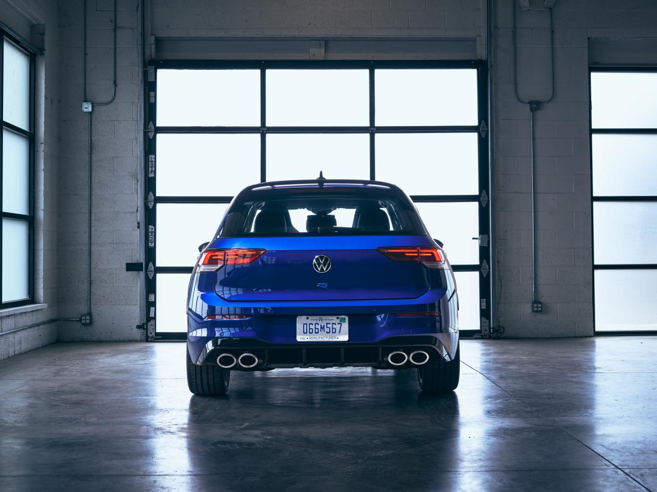 2023-VW-Golf-R-20th-Anniversary-Edition-US-45.thumb.jpg.bbd9180f403ce89b1966d46962065b48.jpg