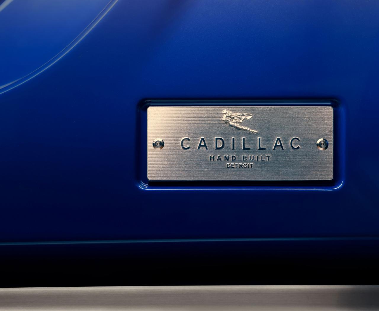 2024-Cadillac-Celestiq-9.thumb.jpg.2e01bdad59559e6bfb2cc4a91ad574d0.jpg