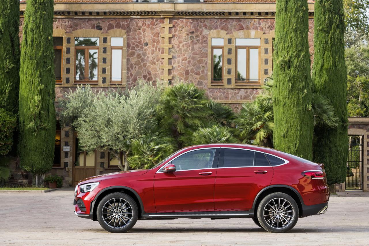 2c469947-2020-mercedes-benz-glc-coupe-19.thumb.jpg.fdb214cecf1eb59d47ecfbeb48999a37.jpg