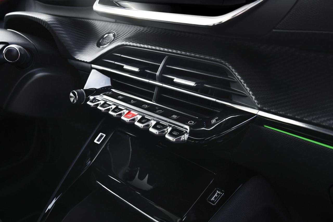 2e85ce24-peugeot-208-15.thumb.jpg.53912f4a31f1840869542bf5480bc8af.jpg