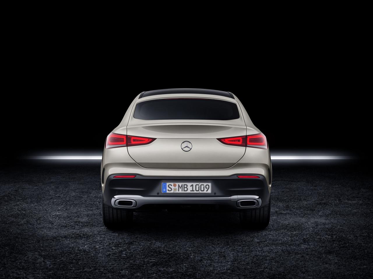 363afc84-2020-mercedes-gle-coupe-5.thumb.jpg.532513199106260d06e382df3c7ecadb.jpg