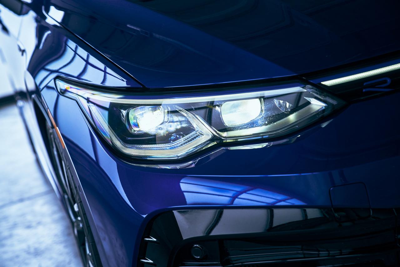 385816239_2023-VW-Golf-R-20th-Anniversary-Edition-US-31(1).thumb.jpg.36c647ae8e005eb4caa40f35f859759b.jpg