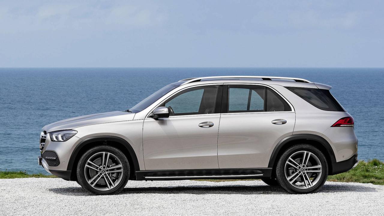 3af673d0-mercedes-benz-gle-18.thumb.jpg.080e5a14c7f153f2ffb8163cd96448f7.jpg