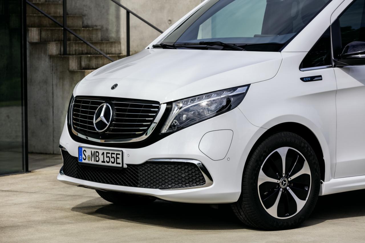543f832b-2020-mercedes-benz-eqv-12.thumb.jpg.035639a833150c991baa400f2f7a00e9.jpg