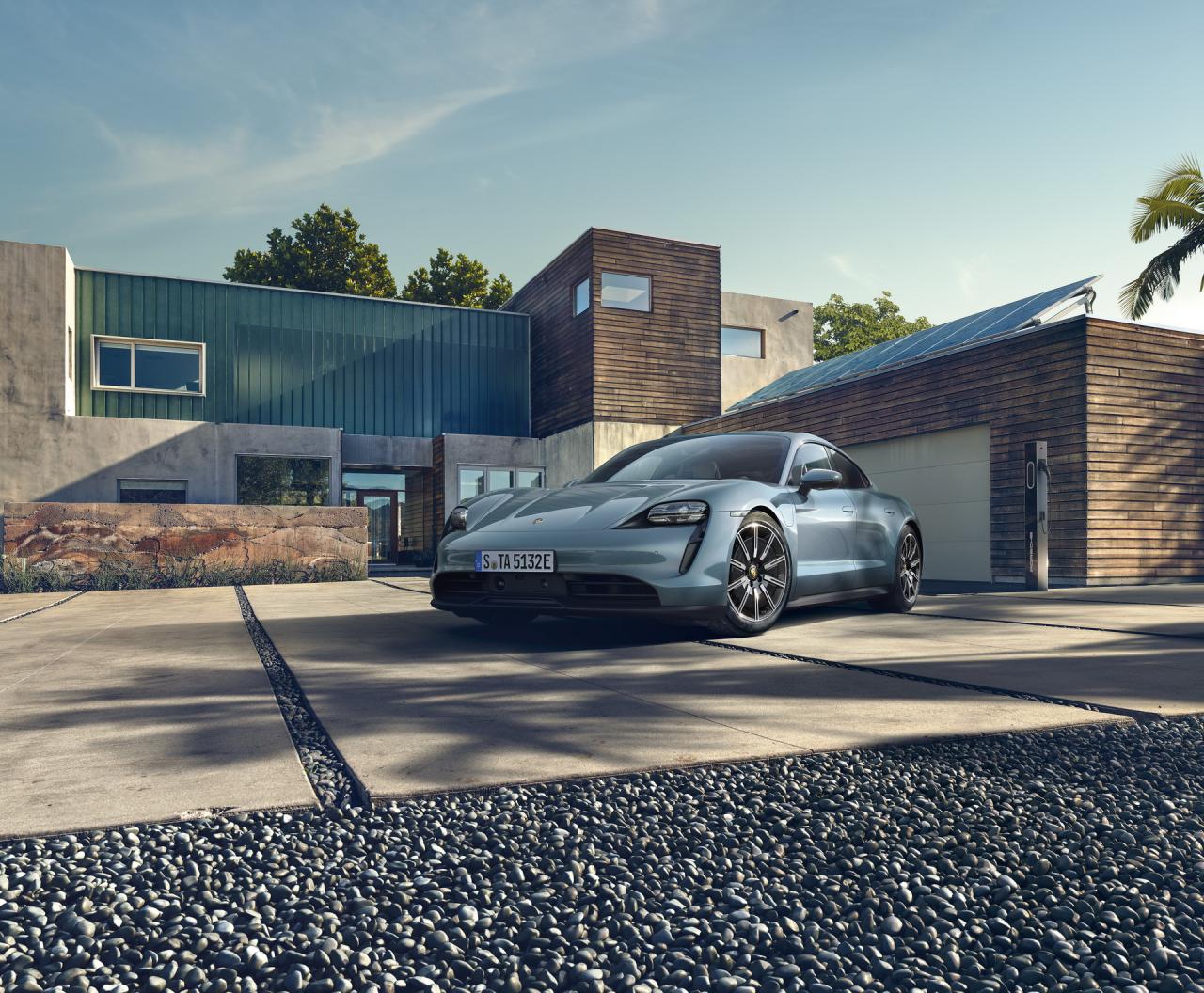 56803b20-porsche-taycan-4s-11.thumb.jpg.88d11e049285dc1cf4dcfb61569d9dc3.jpg
