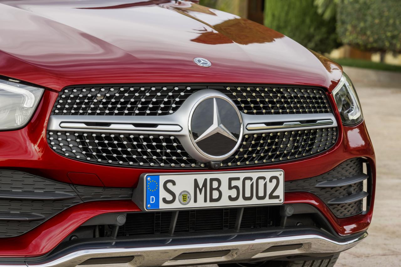 56d72f95-2020-mercedes-benz-glc-coupe-4.thumb.jpg.08c2094c9a43ff353b9b38b461a5630b.jpg