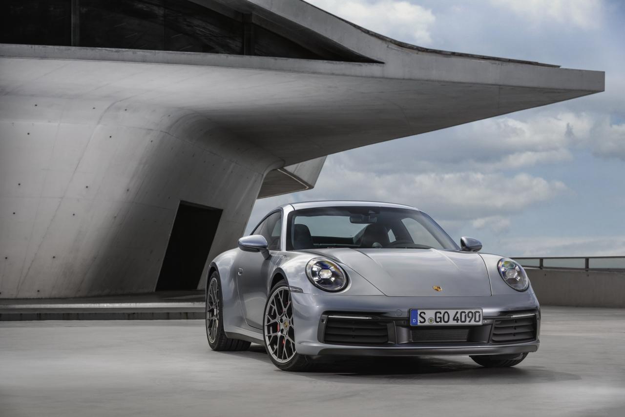 623e175c-nmew-porsche-911-992-1.thumb.jpg.39bfd91a2d457b2a2494a0659914a59b.jpg