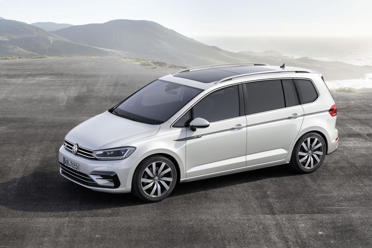63acfdb7-2015-vw-touran-7.thumb.jpg.640f722a7f69e7bdcdd1bd82c9756553.jpg