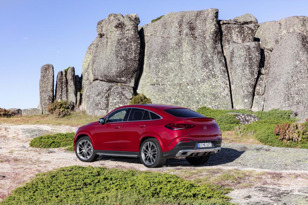 64bb6402-2020-mercedes-gle-coupe-21.thumb.jpg.3ab574c709709af2a04e178cc8a397fb.jpg