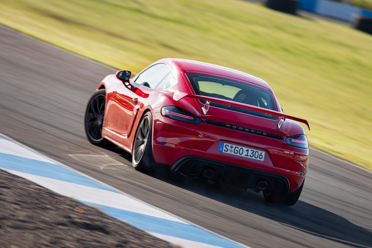 785df9a5-porsche-718-cayman-gt4-18.thumb.jpg.fb4a31032c596fbaac8f9ef47d6c5141.jpg