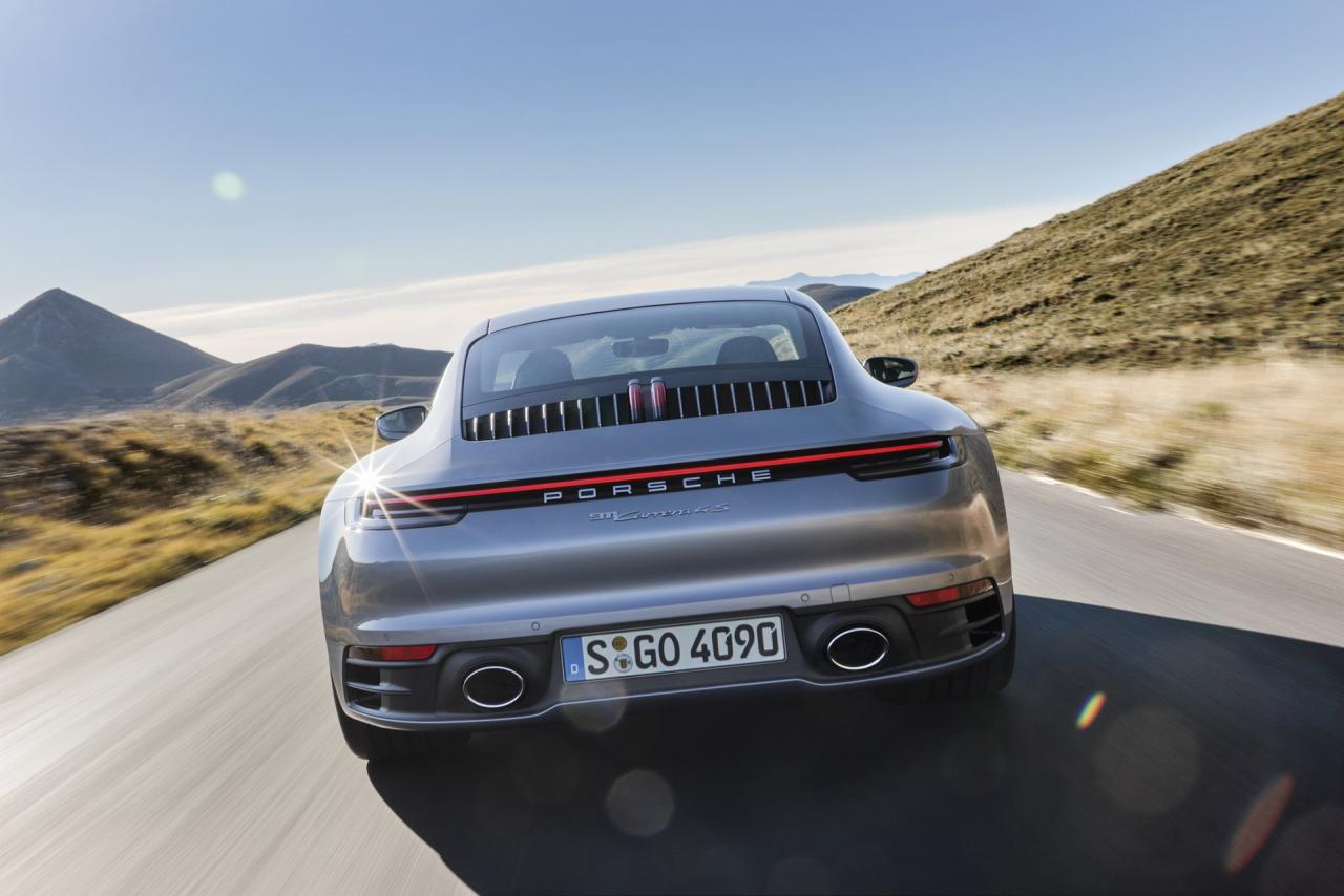 7d176759-nmew-porsche-911-992-8.thumb.jpg.71e29d79da196038fcd2784225b1456a.jpg
