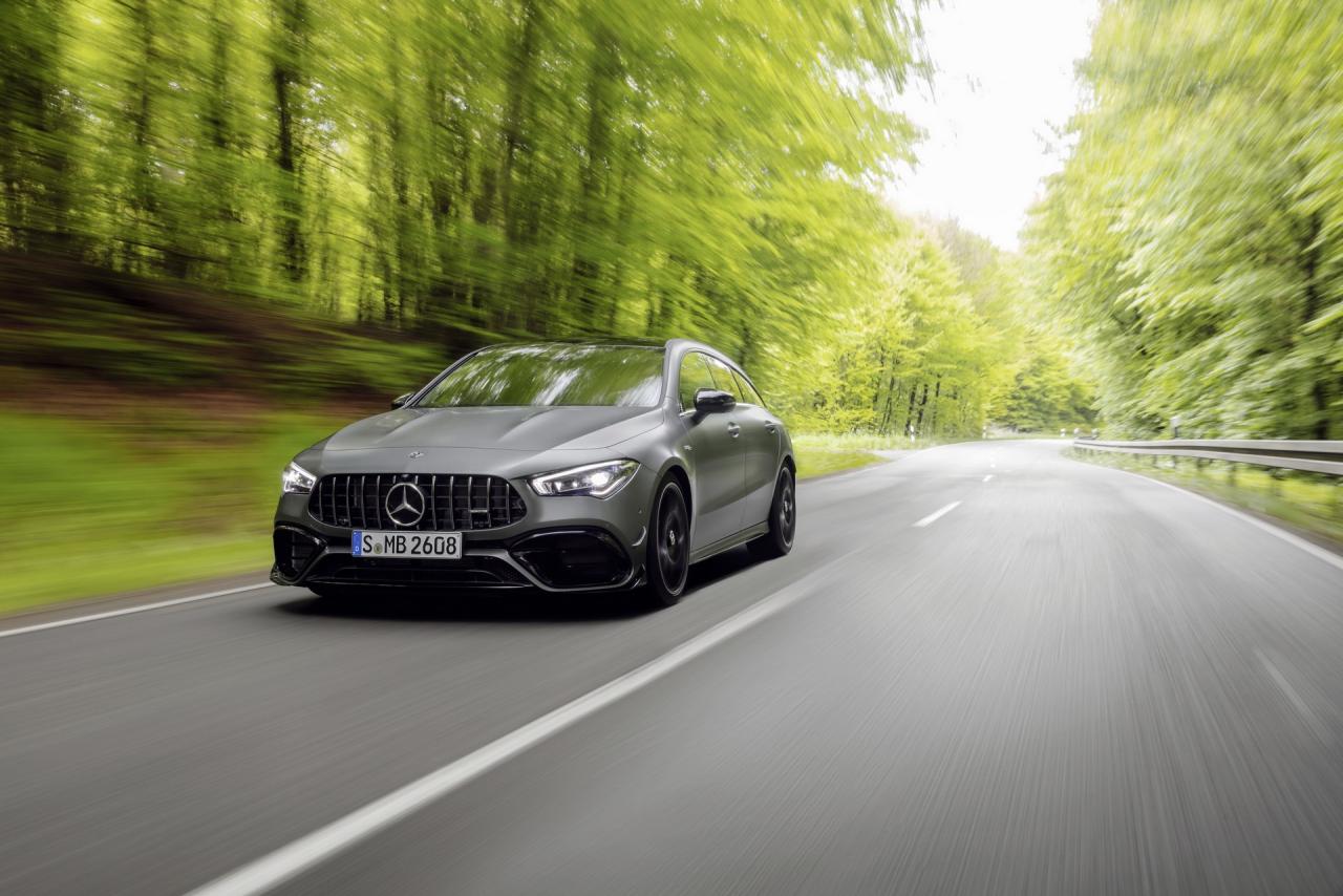 7ee5a7c6-2020-mercedes-amg-cla-45-shooting-brake-2.thumb.jpg.77689ff240b727699c3d7dbdadae76e2.jpg