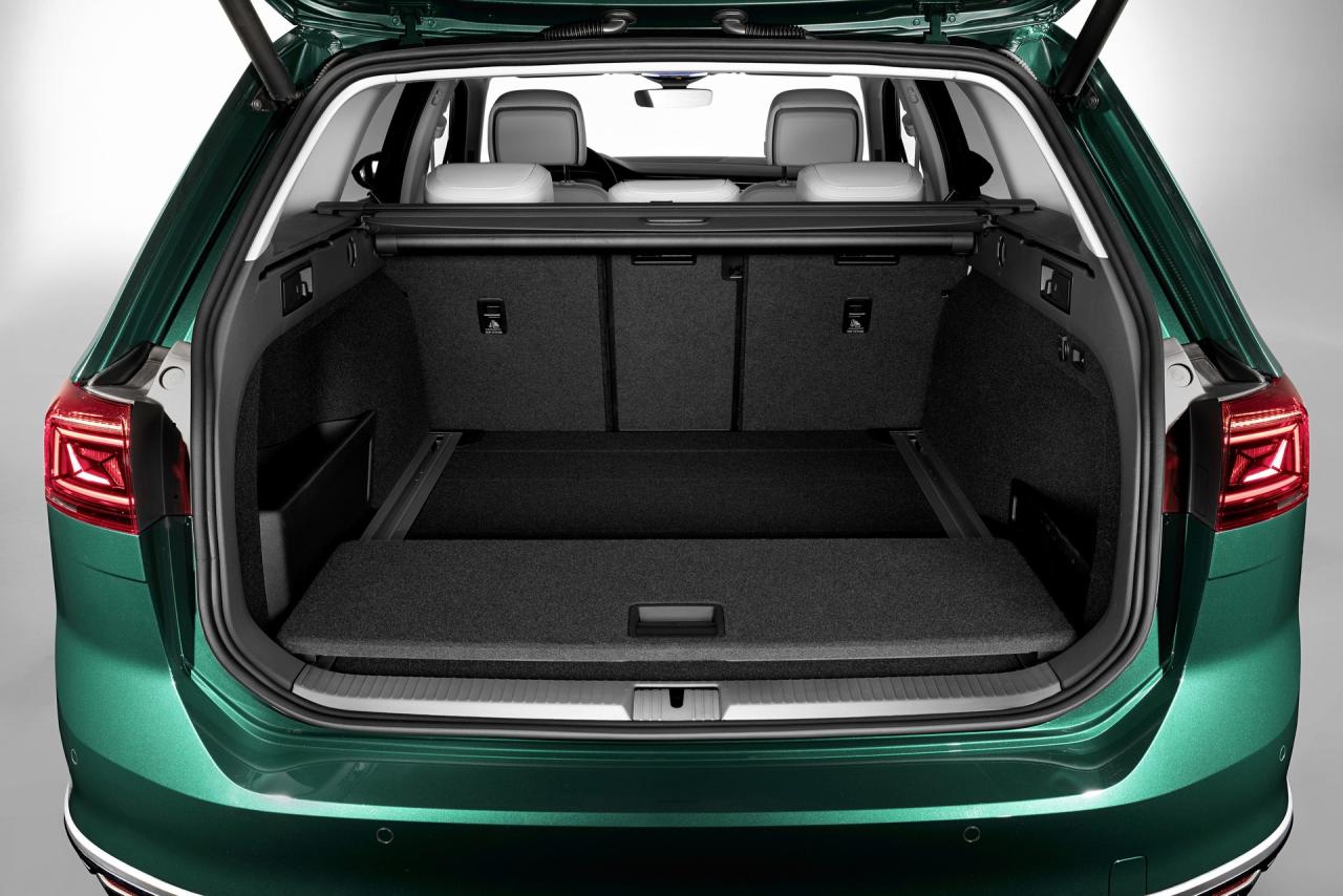 8f1c1697-2019-vw-passat-facelift-20.thumb.jpg.12da0d7deee7882f2379d6010f2b61ec.jpg