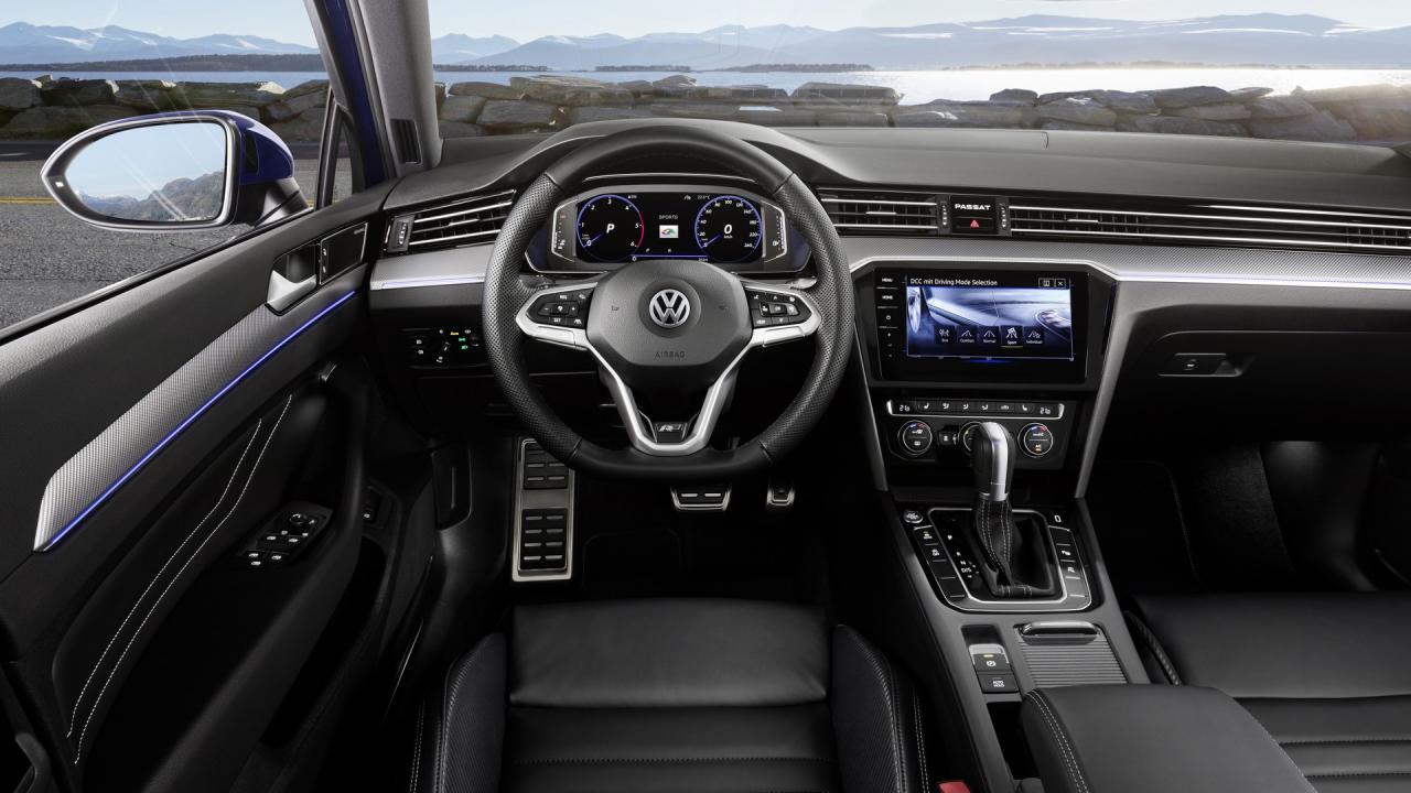 8feccfd2-2019-vw-passat-facelift-40.thumb.jpg.5d4775edb4e7cebf5002fd241dd1d180.jpg