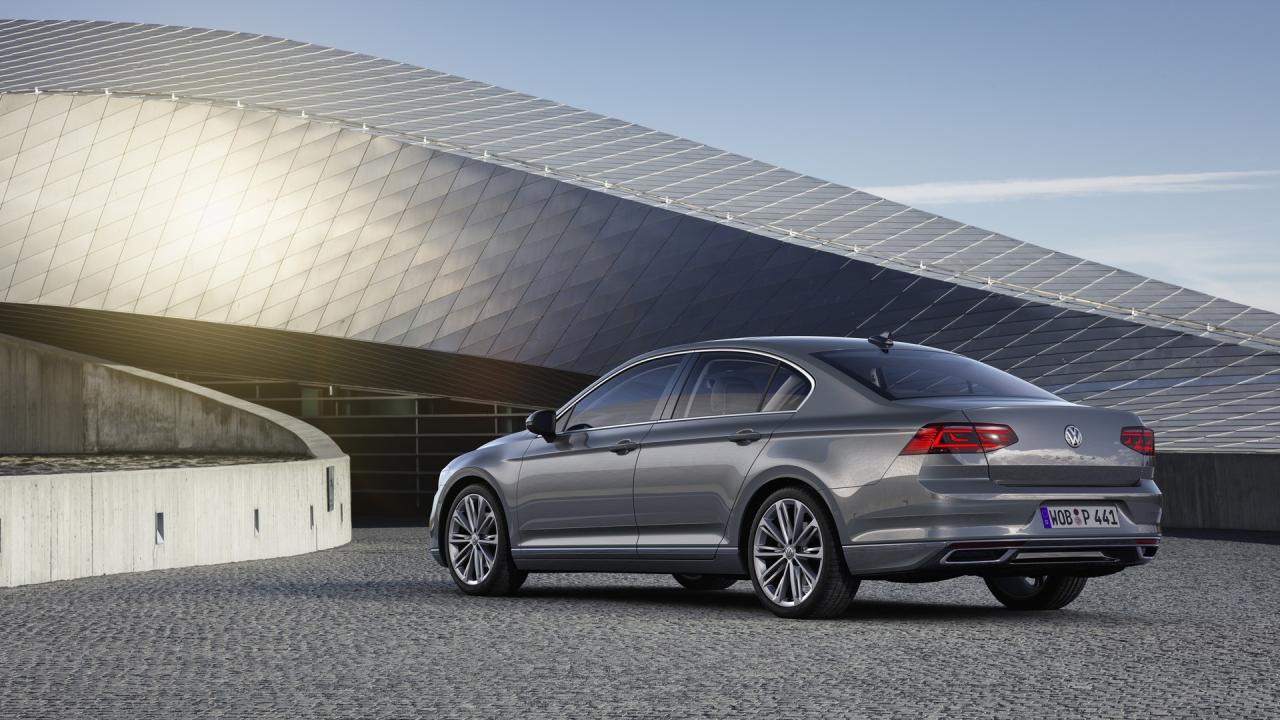 904de72b-2019-vw-passat-facelift-69.thumb.jpg.2845fbc9f6d6694b82962f7c24607758.jpg