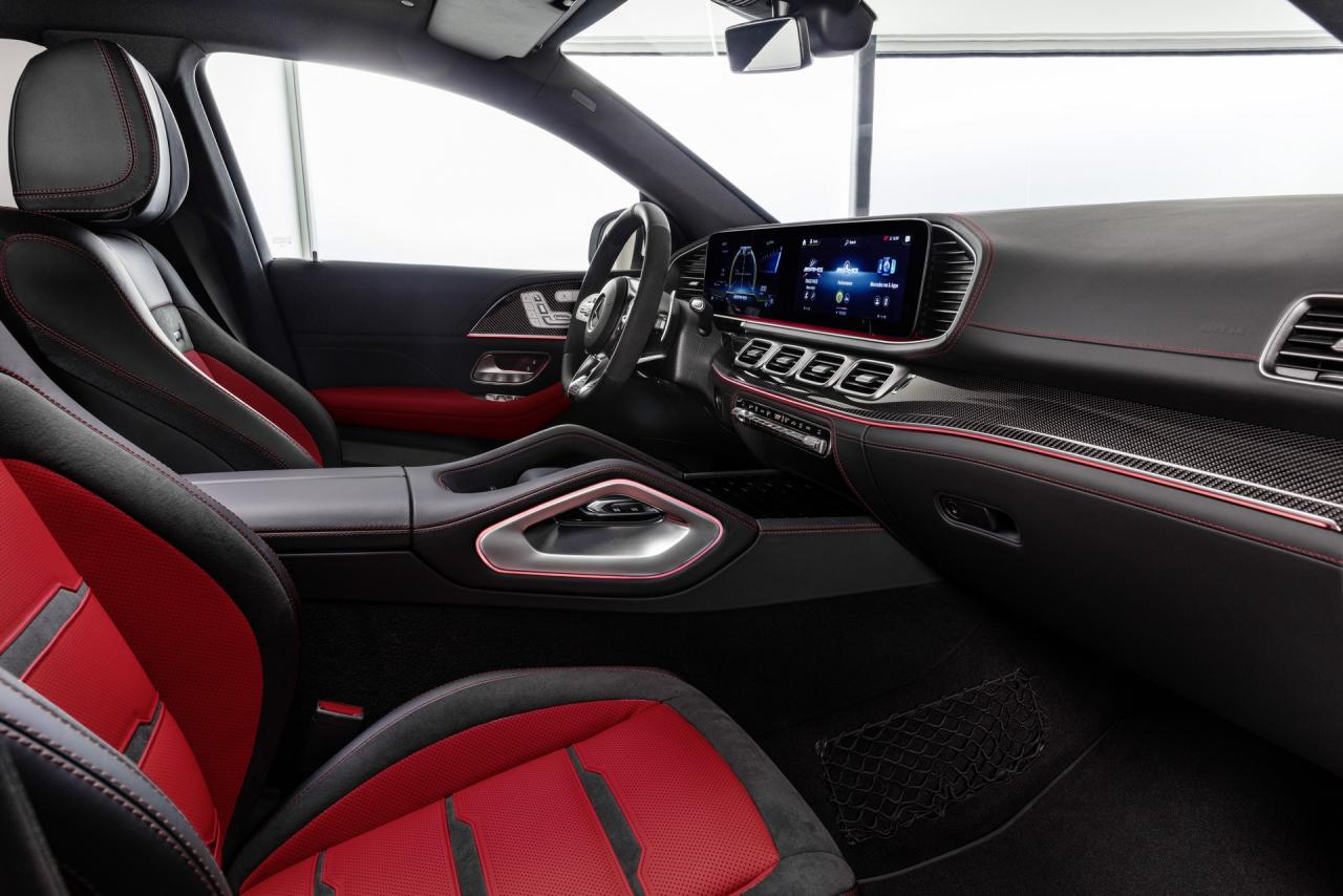 935c36fc-2020-mercedes-gle-coupe-56.thumb.jpg.24f8667f982a631f6ee25660d6fe0ee6.jpg
