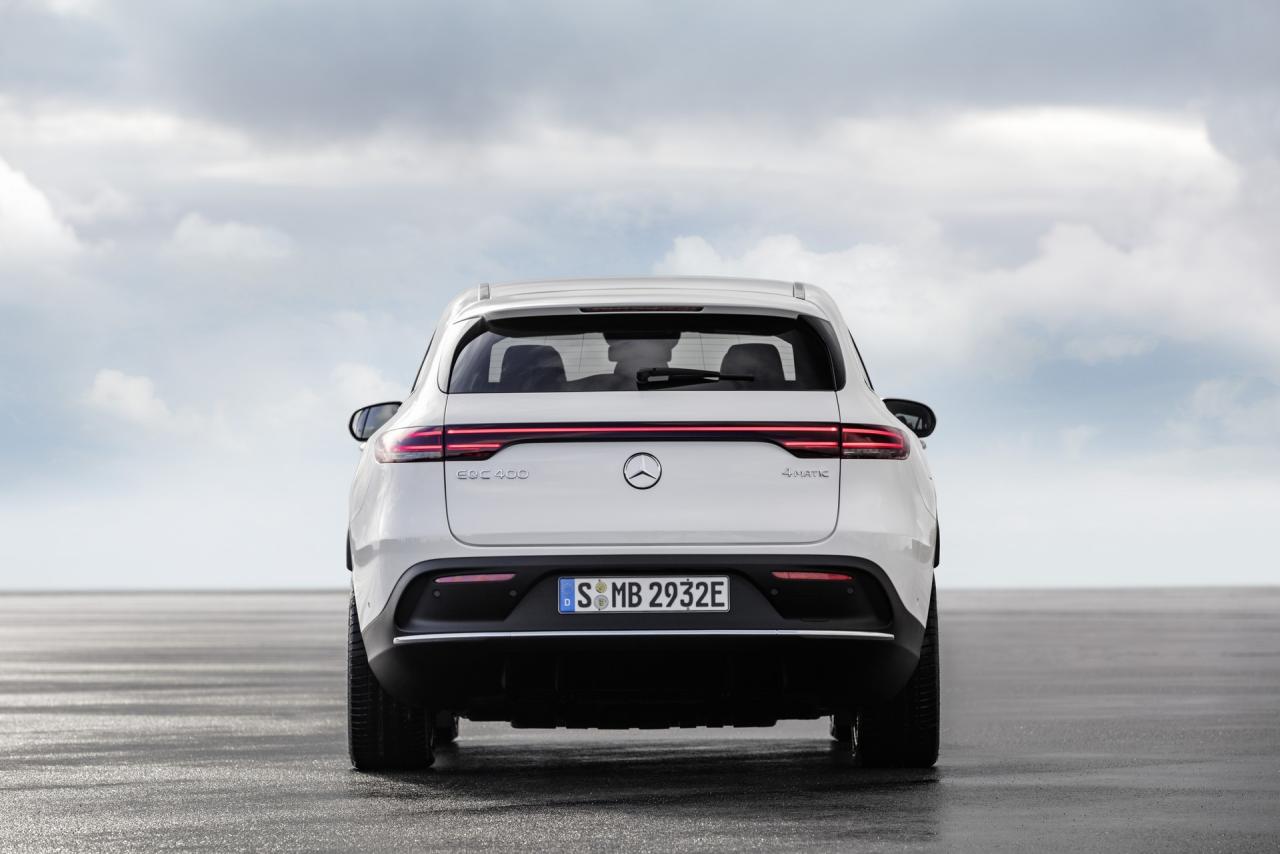 9e1f64b8-mercedes-eqc-61.thumb.jpg.552c43599ed86e50a06b6e26c40376f3.jpg