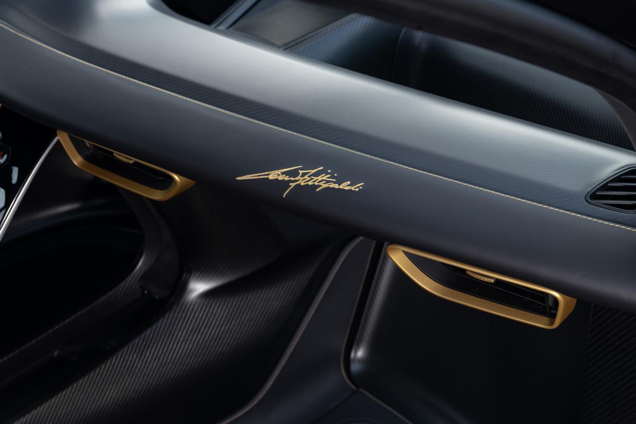 Lotus-Vija-Fittipaldi-26.jpg