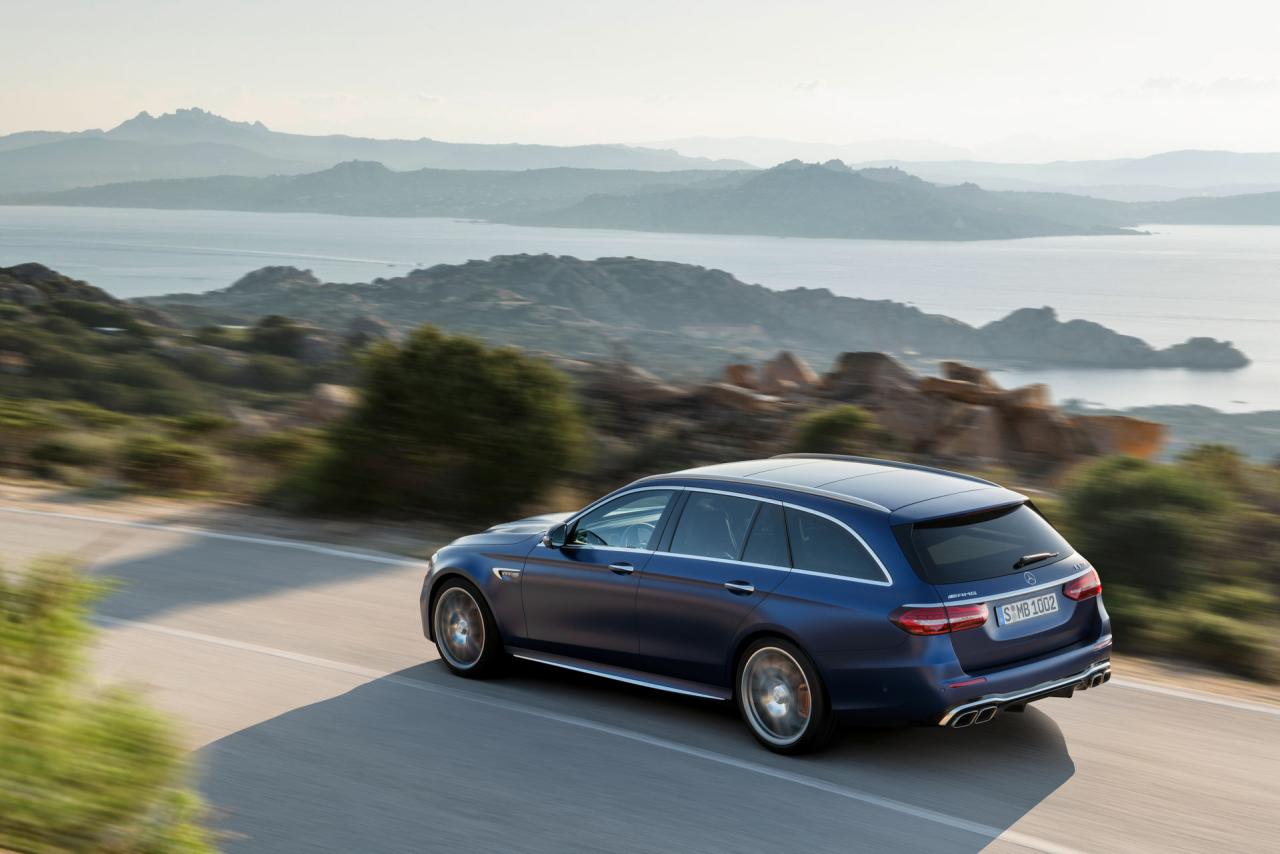 Mercedes-AMG-E-63-S-18.thumb.jpg.0095f7ab49e7f720c17c445fa790a9fe.jpg