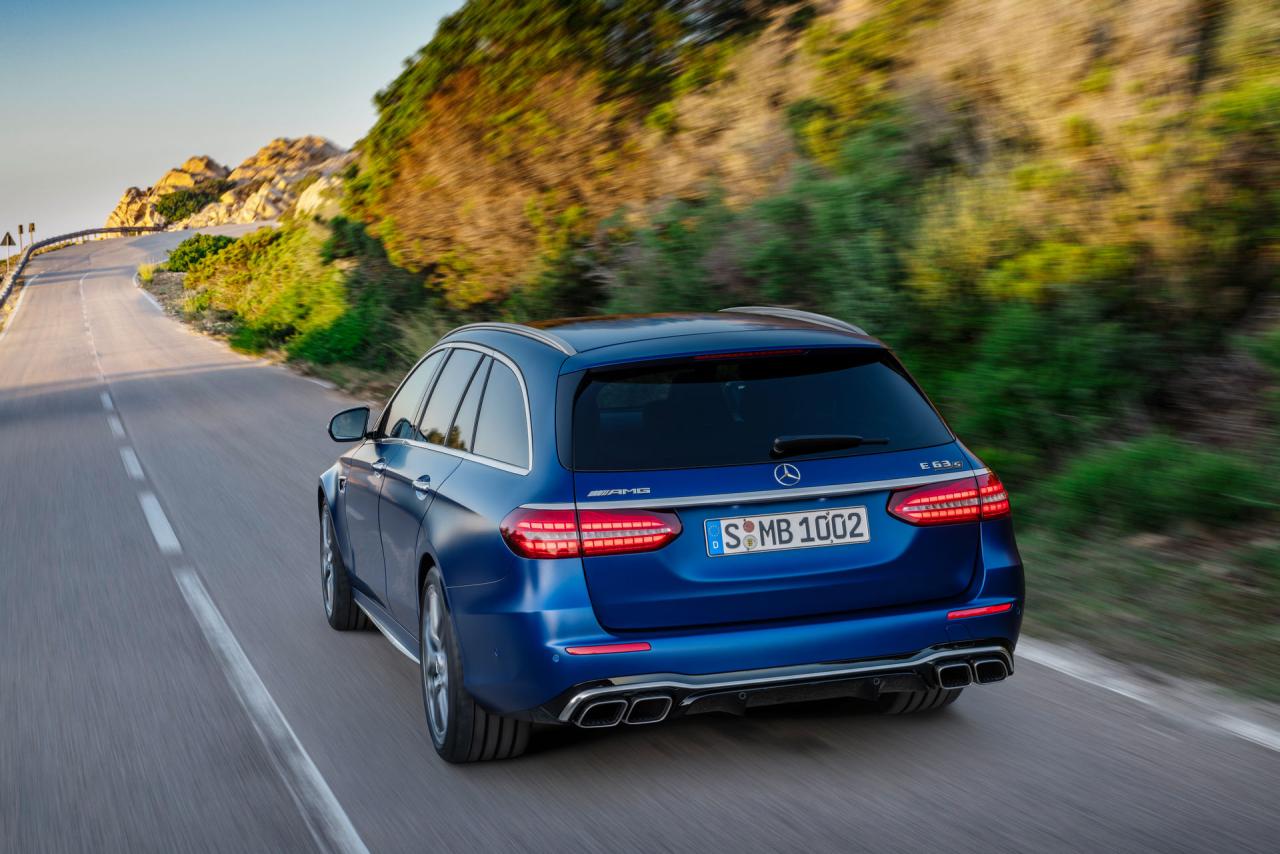 Mercedes-AMG-E-63-S-20.thumb.jpg.fbe5ae3182c06531de9edb842a758280.jpg