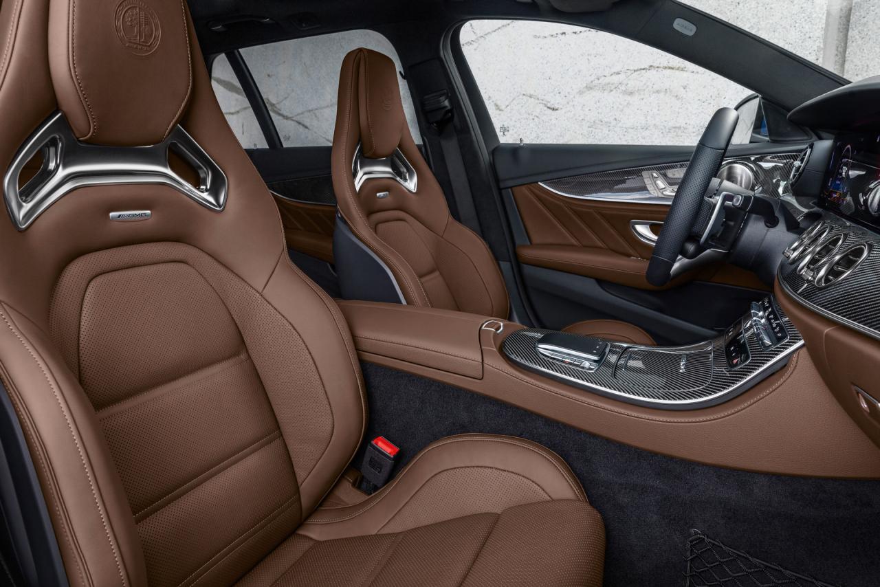 Mercedes-AMG-E-63-S-4.thumb.jpg.469367add09ff2ac7b2cd7577632ce98.jpg