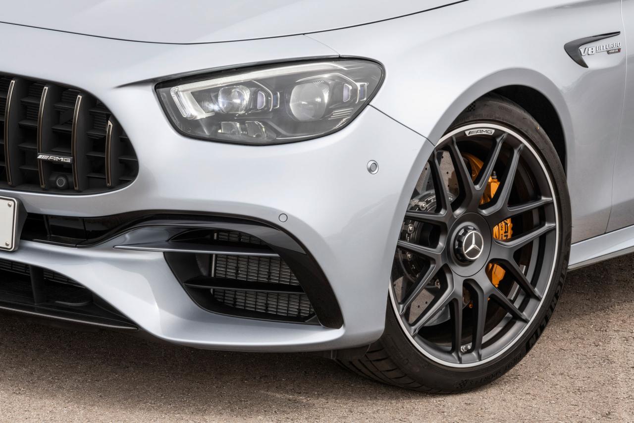 Mercedes-AMG-E-63-S-49.thumb.jpg.f9c36246128199c3b25b0a2bcc0c25f6.jpg