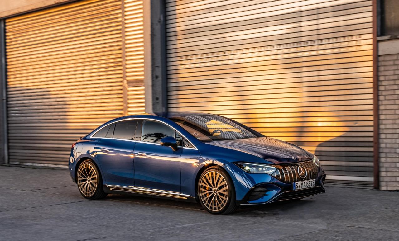 Mercedes-AMG-EQE-126.jpg