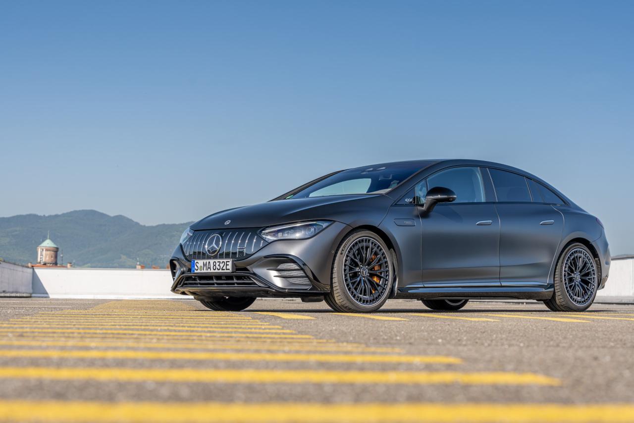 Mercedes-AMG-EQE-2.jpg