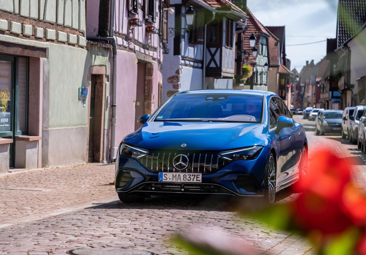 Mercedes-AMG-EQE-78.jpg
