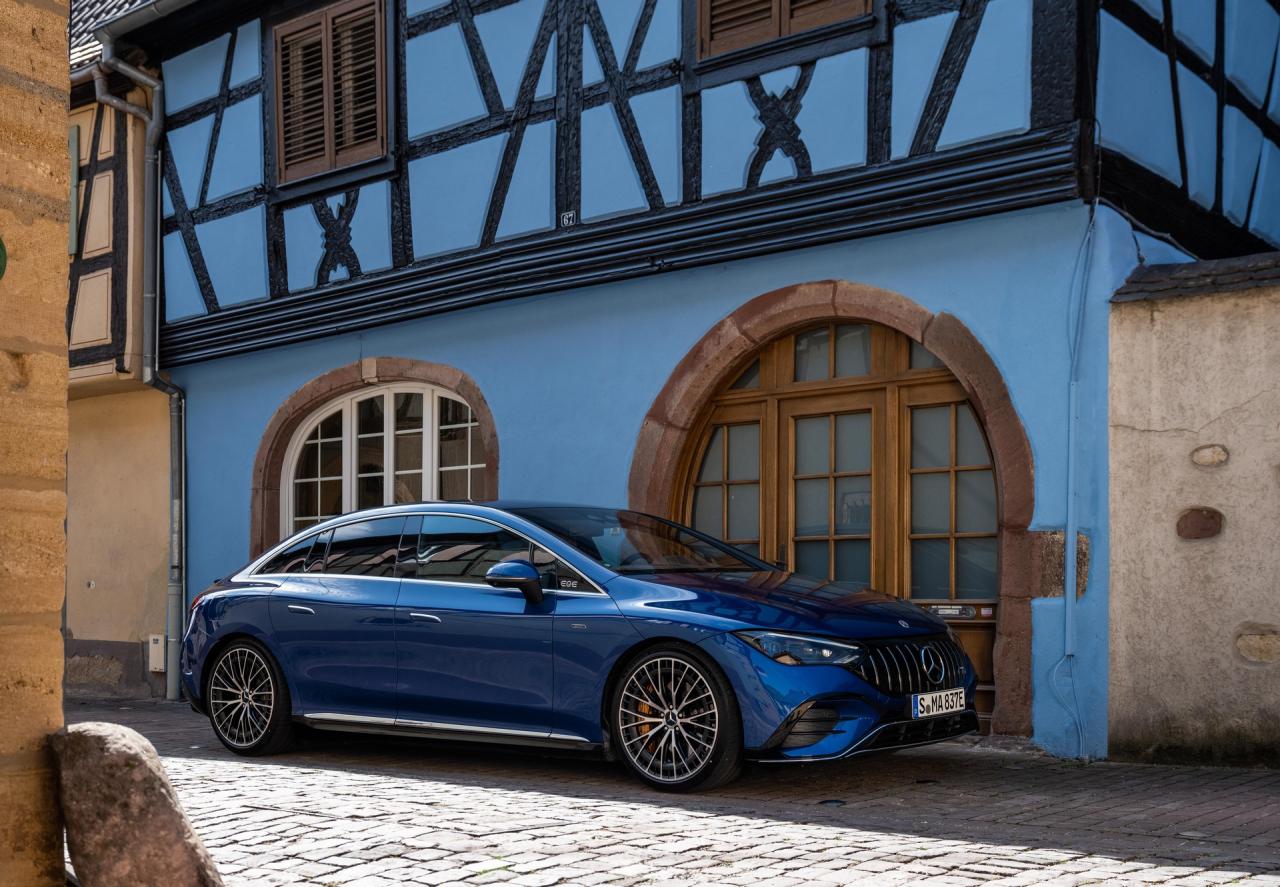 Mercedes-AMG-EQE-80.jpg