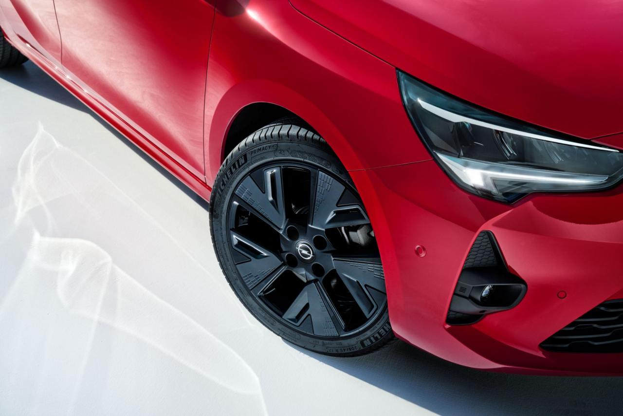 Opel-Corsa-e-Anniversary-Edition-4.thumb.jpg.6e03b08d6273f9532820037cade98bd4.jpg