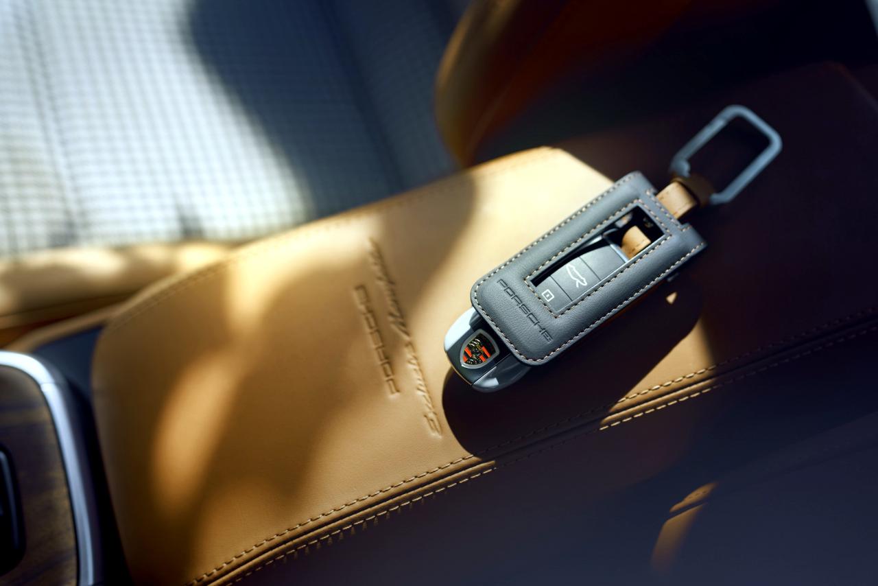 Porsche-911-sport-classic-26.thumb.jpg.421b3ec6a25e3559d00211ca1e332eff.jpg