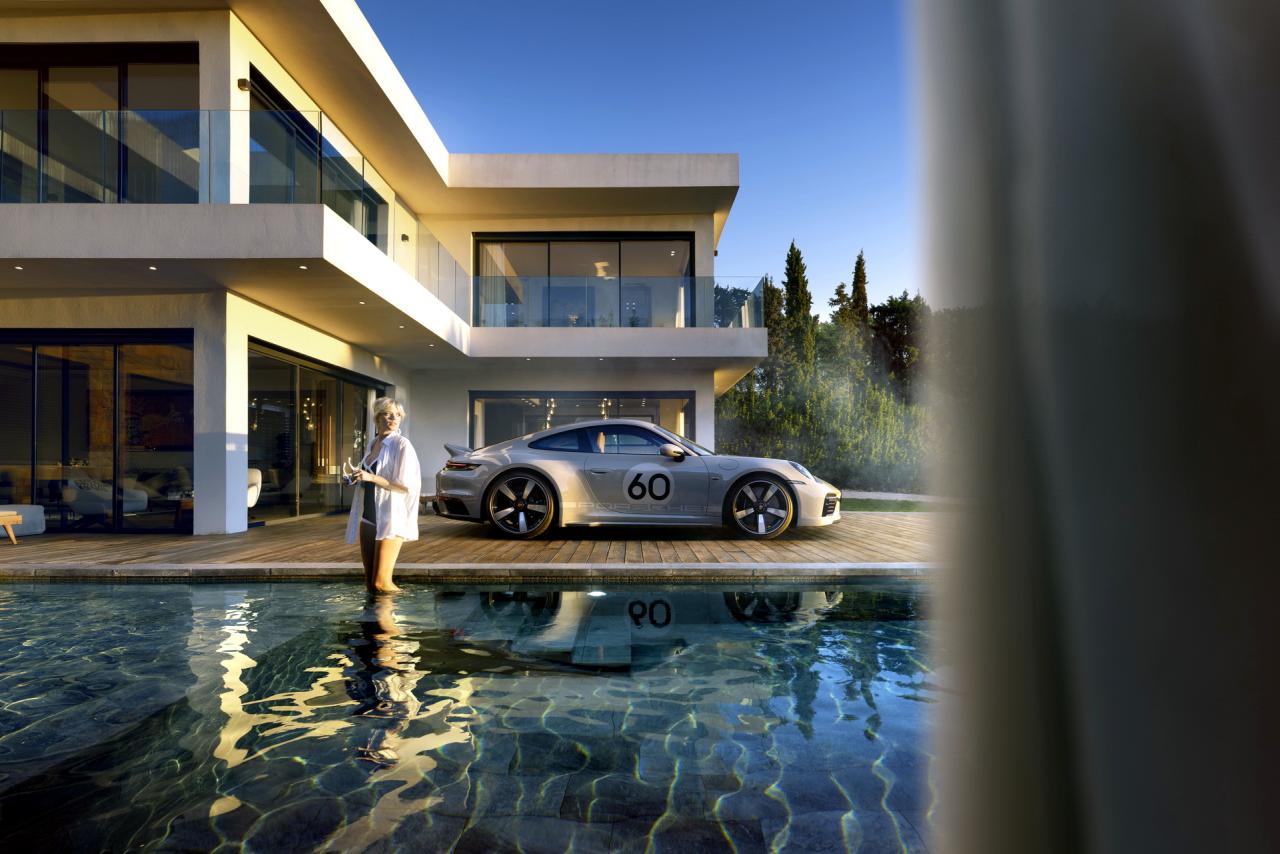 Porsche-911-sport-classic-36.thumb.jpg.8acaee07c8e65495f3d52044f950d25e.jpg