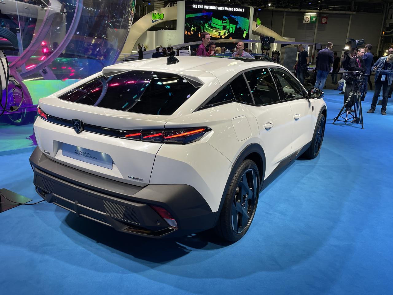 S0-mondial-de-l-auto-2022-peugeot-408-la-star-du-salon-730495.thumb.jpg.50ef3fe52e554f8454361b33a585f5e5.jpg