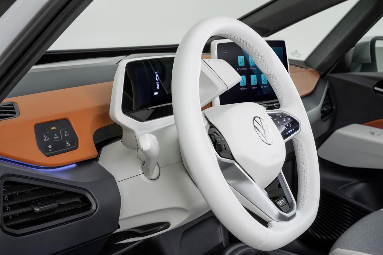 VW-ID3-12.thumb.jpg.d7d4e38b7b716d09aee1aea15ccb69ef.jpg