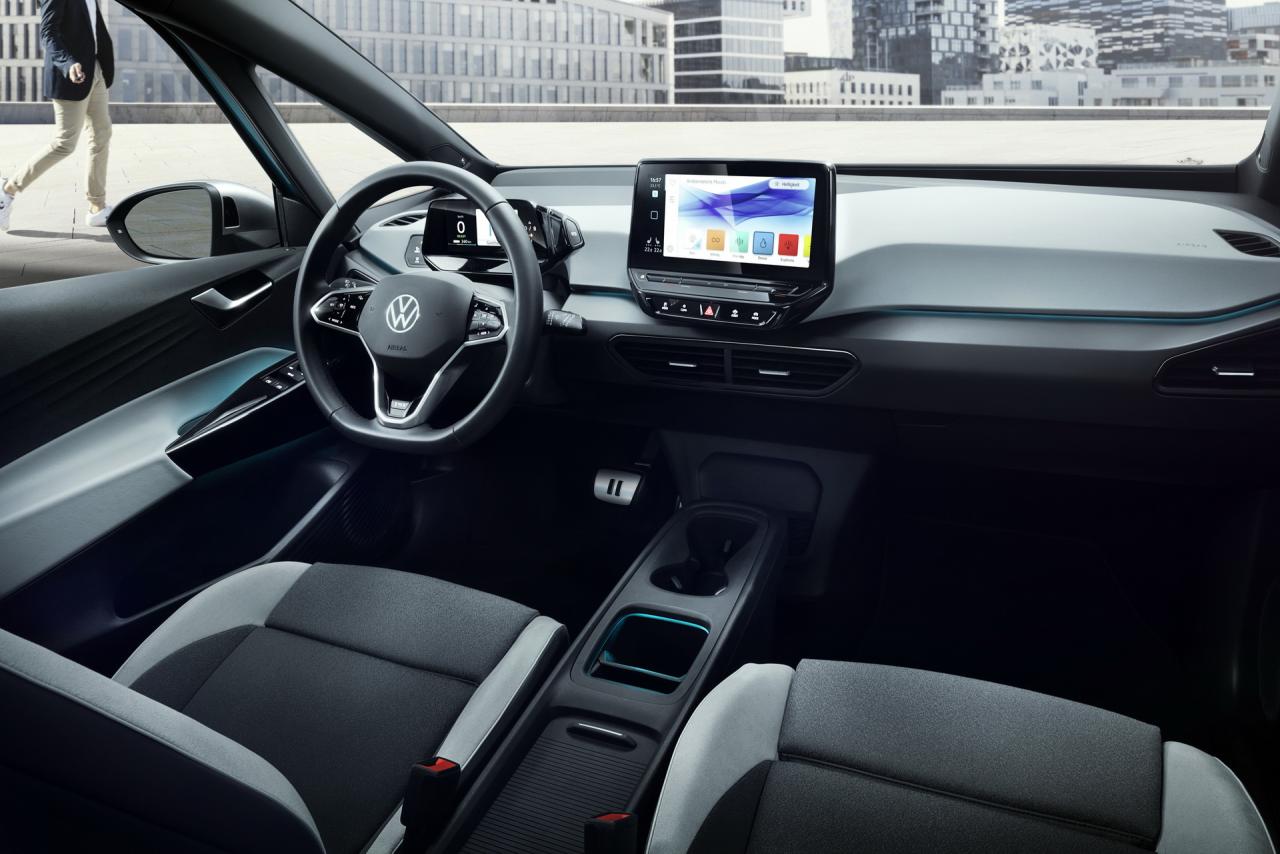 VW-ID3-31.thumb.jpg.957eeb1c95587bacb9b289981b809d75.jpg