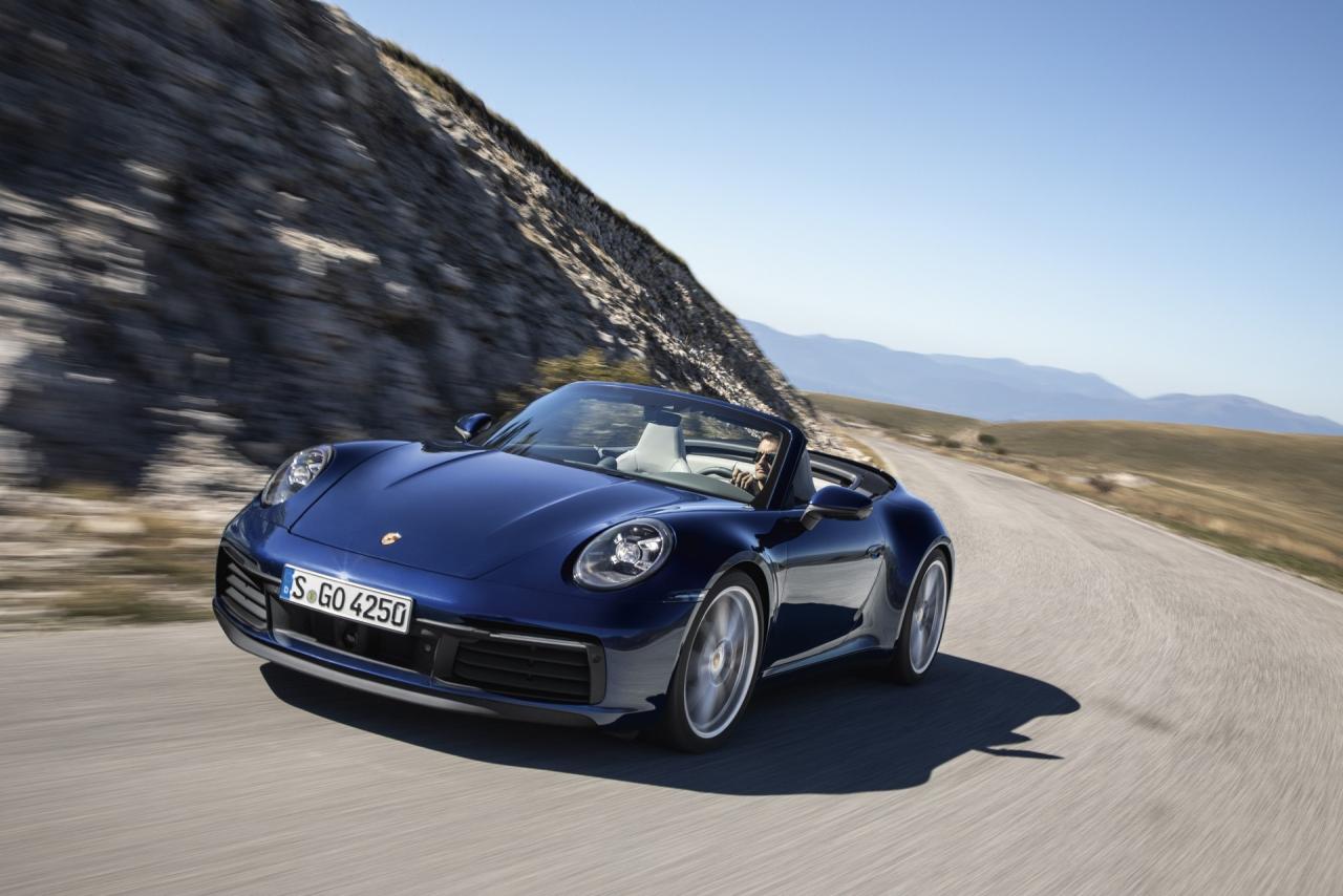 a74dd246-2020-porsche-911-convertible-4.thumb.jpg.b2a2c4aff5b007a4ee7d3a57b973dec0.jpg