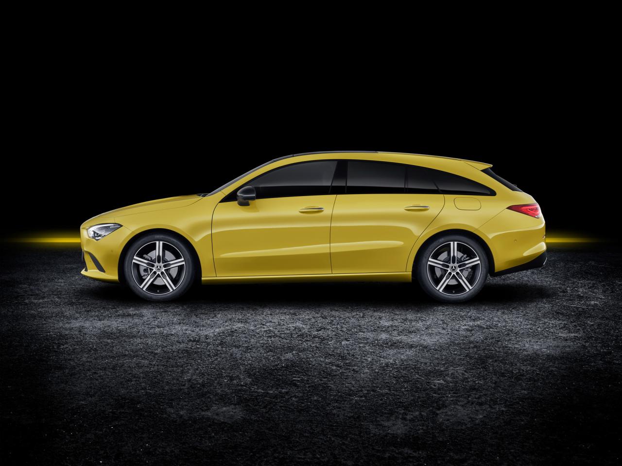 b02d4598-2019-mercedes-cla-shooting-brake-geneva-39.thumb.jpg.0a99ab71c5a7f97ba12209eaa32b7f0e.jpg