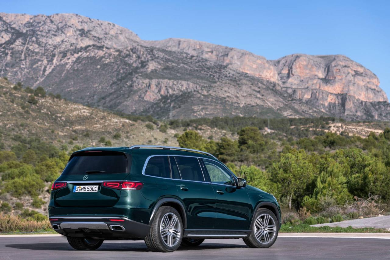 b37bb59d-2020-mercedes-benz-gls-70.thumb.jpg.18d164f4668a294c9fc4a5d7e0c25024.jpg