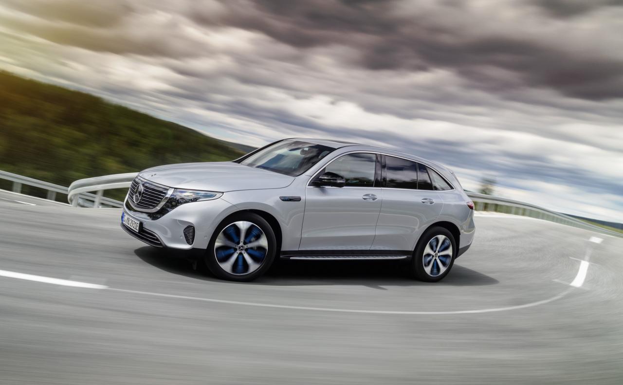 be60375f-mercedes-eqc-43.thumb.jpg.a7e53ff882508409880143adef84caba.jpg