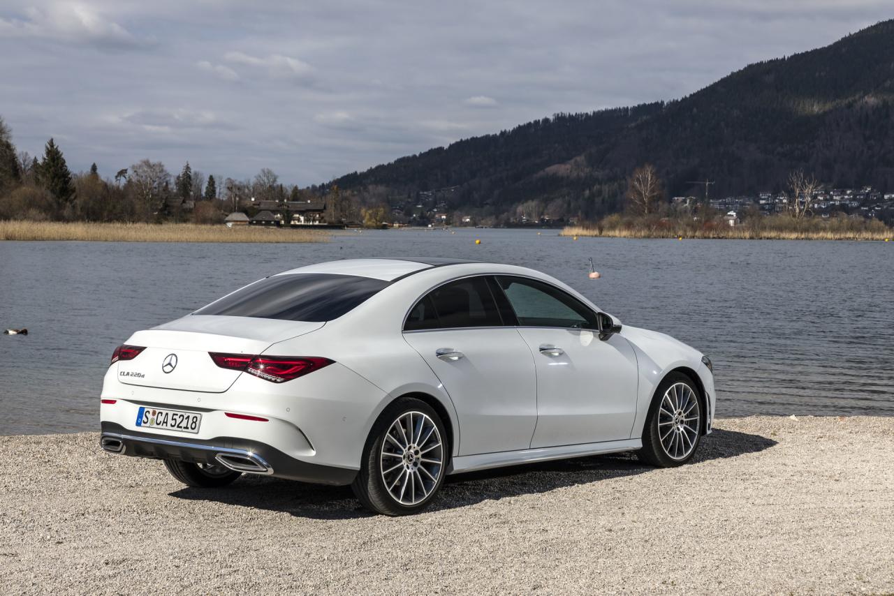 c7f60152-mercedes-cla-33.thumb.jpg.cdb712aee2fe893b0d275863734c4a95.jpg