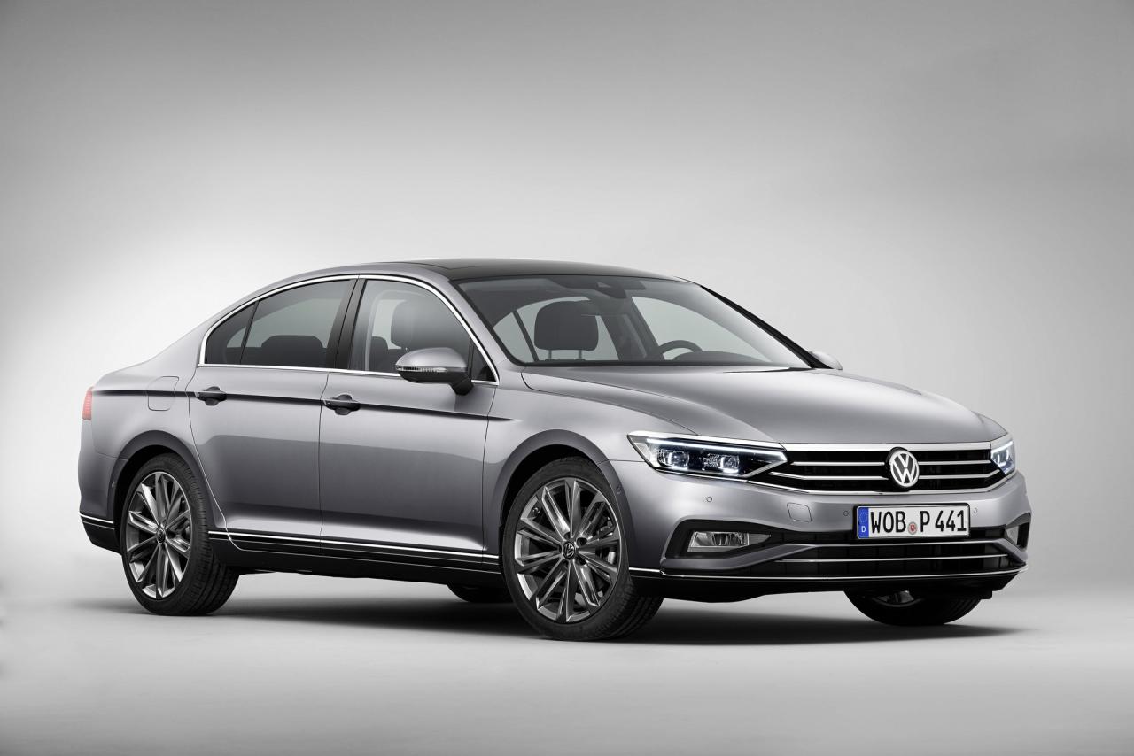 cb276ac6-2019-vw-passat-facelift-8.thumb.jpg.66336c9c114419f2c61abbfb8e7bb527.jpg