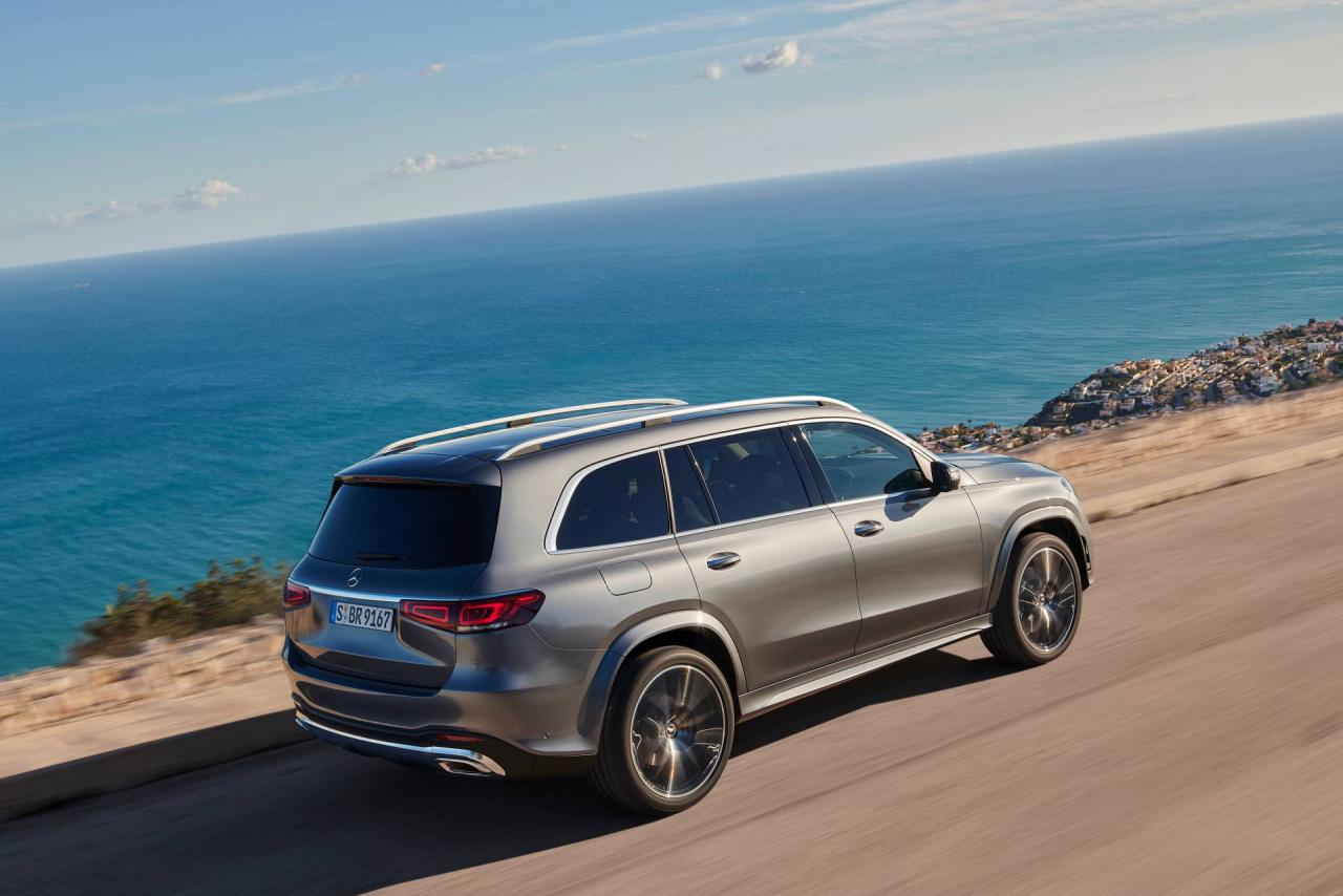 d4c5d678-2020-mercedes-benz-gls-32.thumb.jpg.5900e48d937658aa6b27c4e6a14adb31.jpg