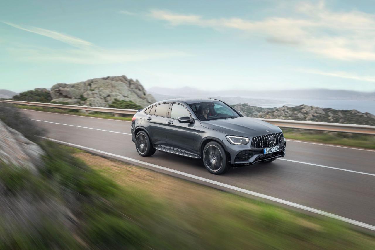 d5ef862b-2020-mercedes-amg-glc43-4matic-12.thumb.jpg.3717cd0e251c982d2e1af06f5eed32b6.jpg